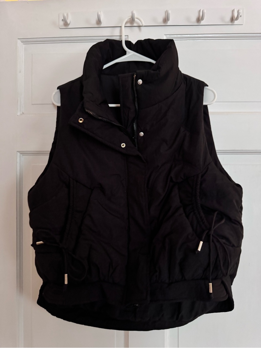 Black Puffer Vest Jacket - Women